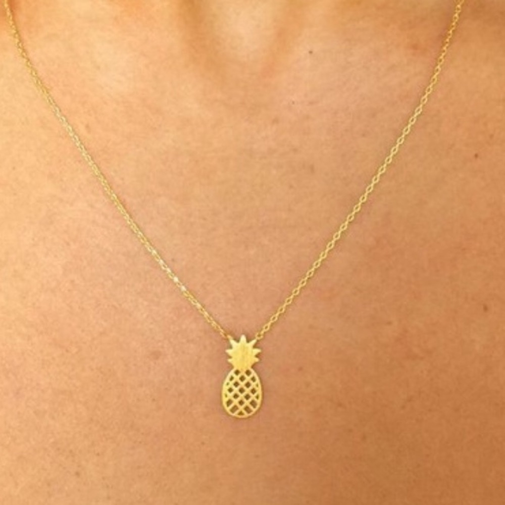 Dainty‎ pineapple necklace - gold